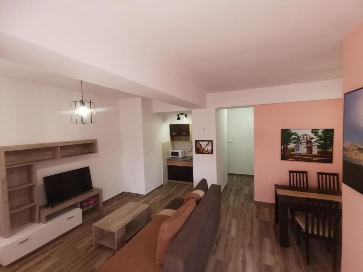Crown Apartments Skopje Eksteriør bilde