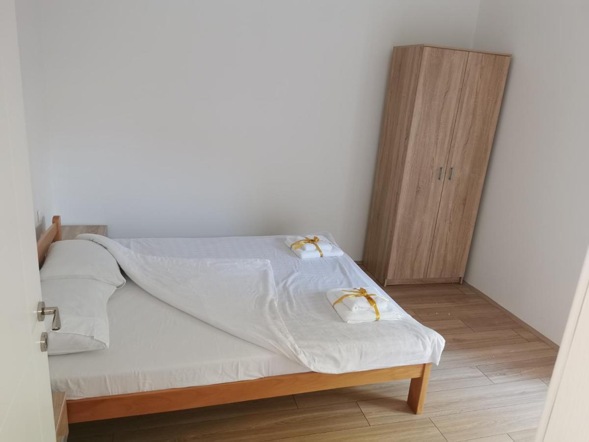 Crown Apartments Skopje Eksteriør bilde
